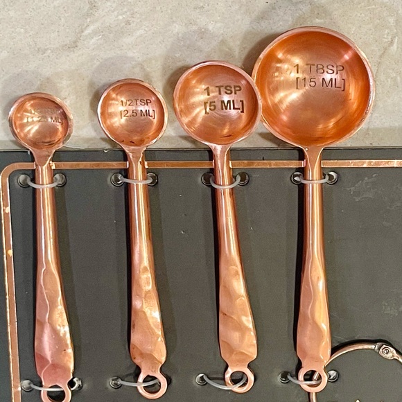 Other - NEW Trendy Measuring Spoons stainless steel with rose gold finish perfect gifts!